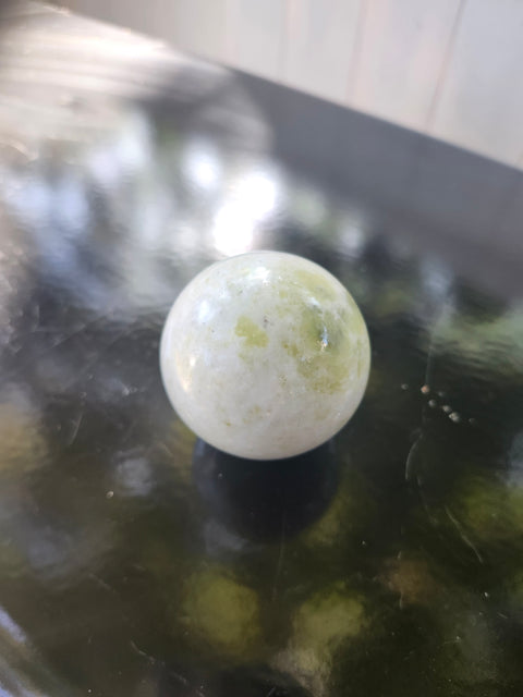 Serpentine sphere! 7 ounces,51.4mm, 2 inches