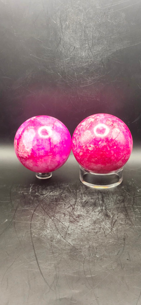 Pink crackle quartz sphere! Uv reactive, 58.5mm, 2.3 inches, 9.8 ounces