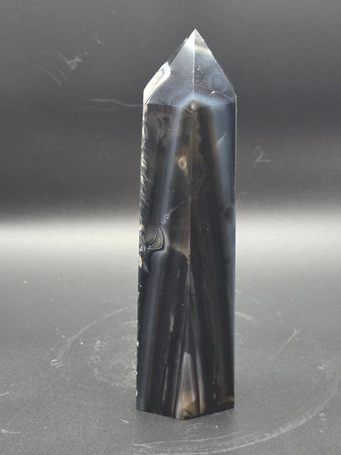 Large black and white striped agate tower! 6" tall, 1 pound!