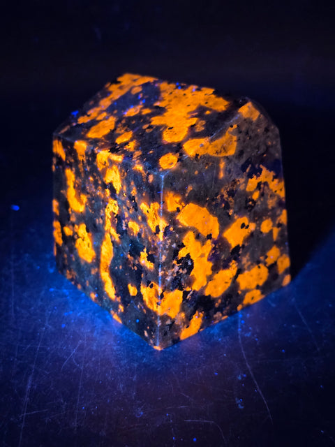 Flame stone free form! 7.4 ounces, 1.9 inches by 1.9"