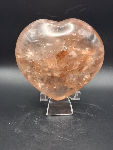 Fire quartz heart! 1.1 pounds, 3.9 inches long, 3.5" wide