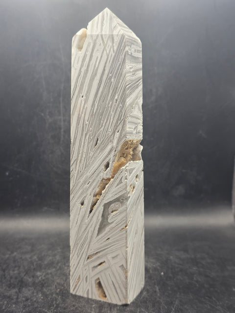 Large white lace agate tower! 11.9 ounces, 6.6 inches tall!