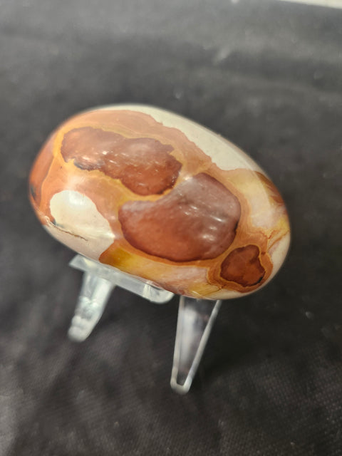 Polychrome jasper palm stone 6.5 ounces, 2.75 inches