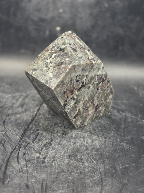 Flame stone "yooperlite" free form! 10 ounces, 2.8" wide, 1.8" tall