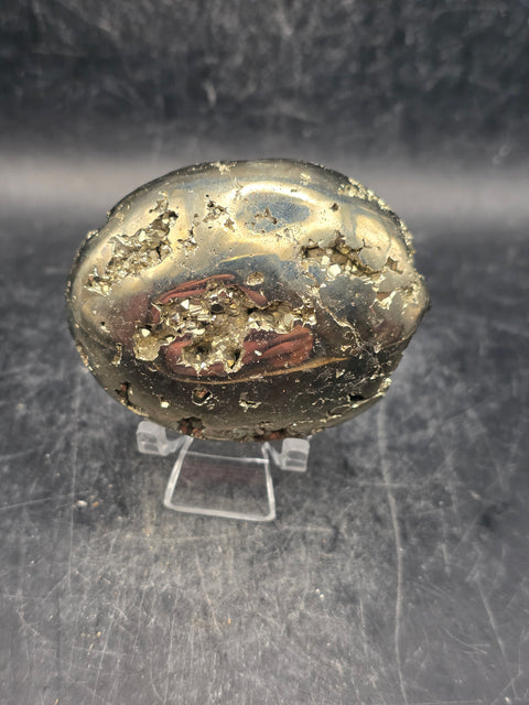 Pyrite palm stone! 2.3 inches wide, 5.4 ounces