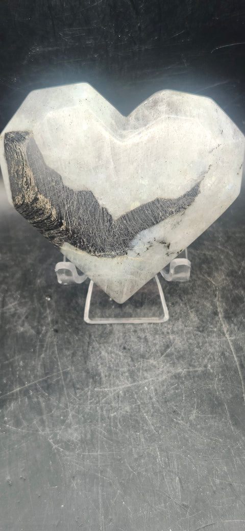 Flashy Labradorite heart! 3.2 inches tall, 2.8 wide, 7 ounces!!