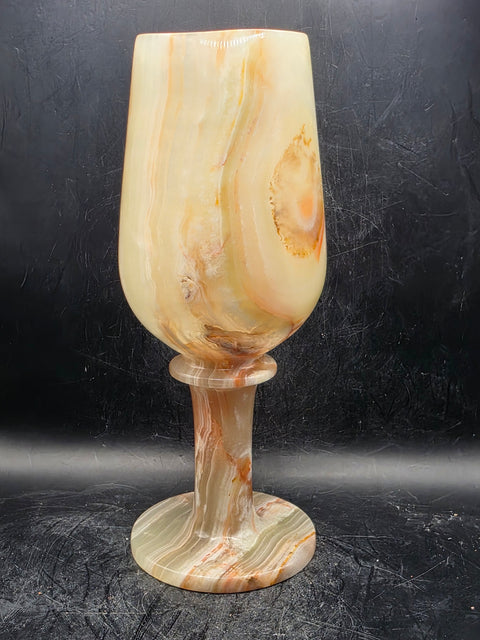 Onyx goblet! 1 pound, 7.5 inches tall, 2.9 inches wide!