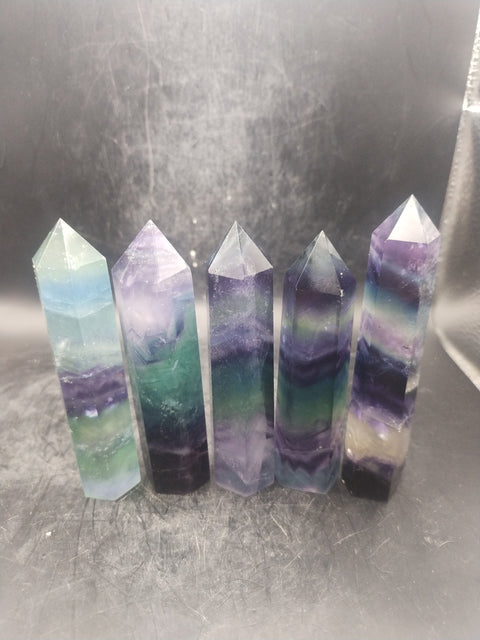 Natural florite tower! 3.4 too 3.9 inch!