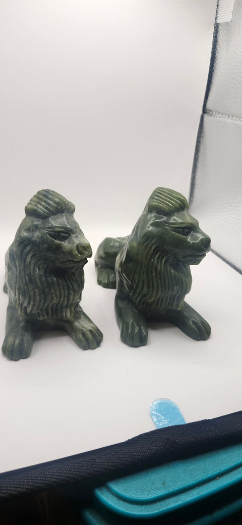 Nephrite jade lion! 1 pound 5 inches long