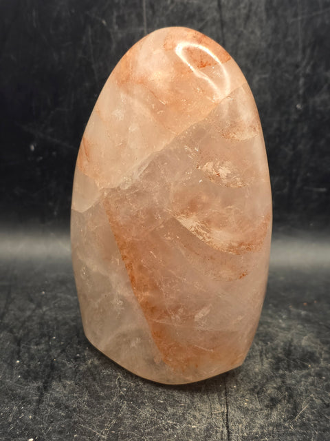 Red hematoid fire quartz free form! 1.3 pounds, 4.2 inches tall!