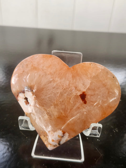 Ferruginous quartz heart! 5.5 ounces, 3.2 inches wide, 2.8 tall