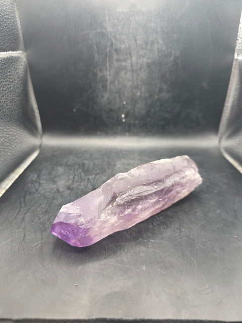 Grade AA amethyst spear! 10 ounces, 5.3 inches tall!