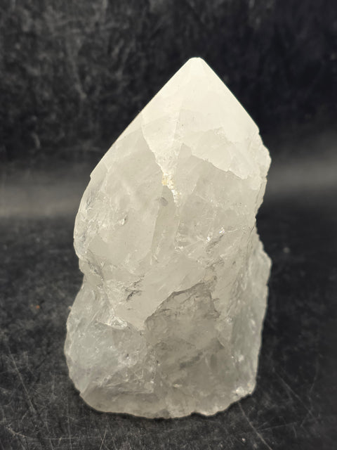 Clear quartz polished top point! 13.2 ounces, 3.6 inches tall, 2.5" wide