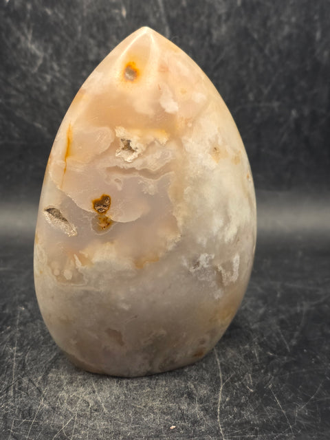 Flower agate free form! 13.7 ounces, 3.6 inches tall, 2.7" wide