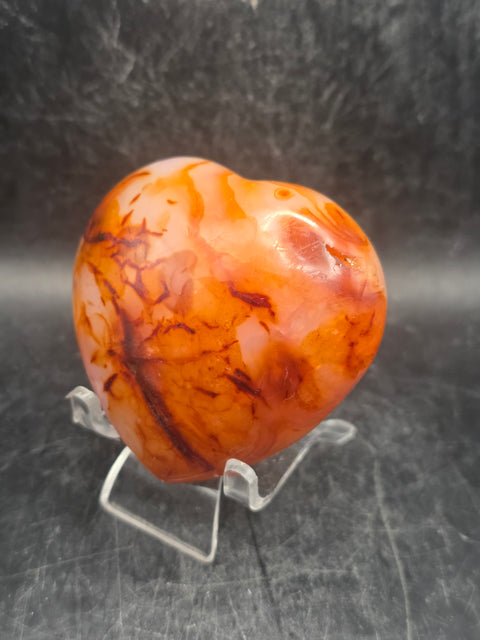 Carnelian agate heart! 7.2 ounces, 2.7 inches wide, 2.5" tall
