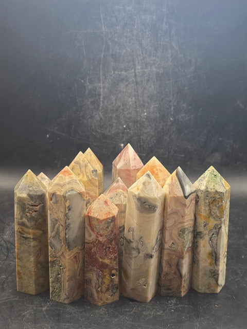 Crazy lace agate tower! 2.8 too 3.6 inches tall!