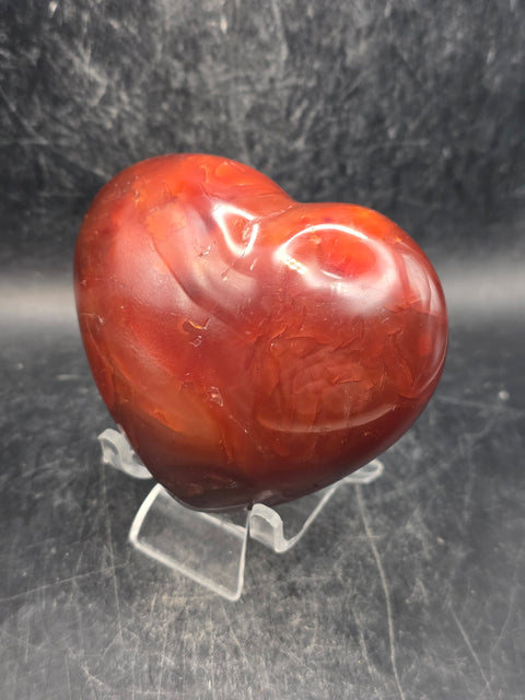 Carnelian agate heart! 10.6 ounces, 3.2 inches wide, 2.9" tall