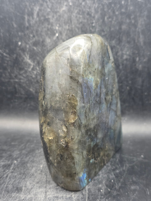 Labradorite free form! 1.11 pounds, 4.1 inches tall, 3.4" wide