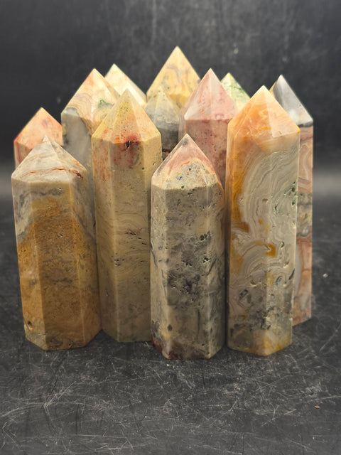 Crazy lace agate tower! 2.8 too 3.6 inches tall!