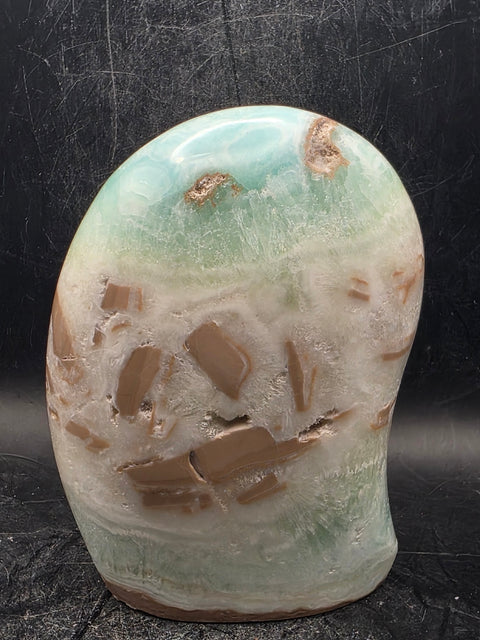 Caribbean calcite free form! 1.2 pounds, 4 inches tall, 2.9 wide!