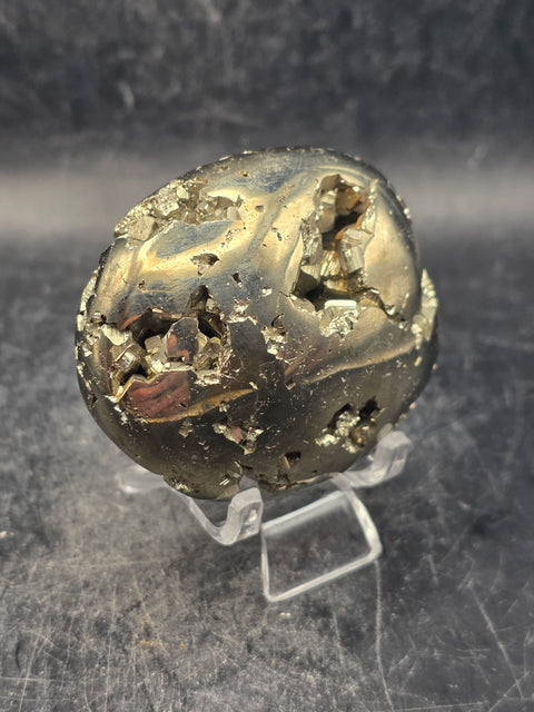 Pyrite palm stone! 6 ounces, 2.2 inches wide