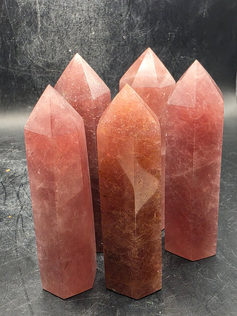 Strawberry quartz tower! 3.4 inches tall, 3 ounces!
