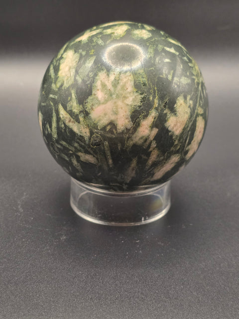 Porphyry sphere! 71.2mm, 2.8 inches, 1.3 pounds
