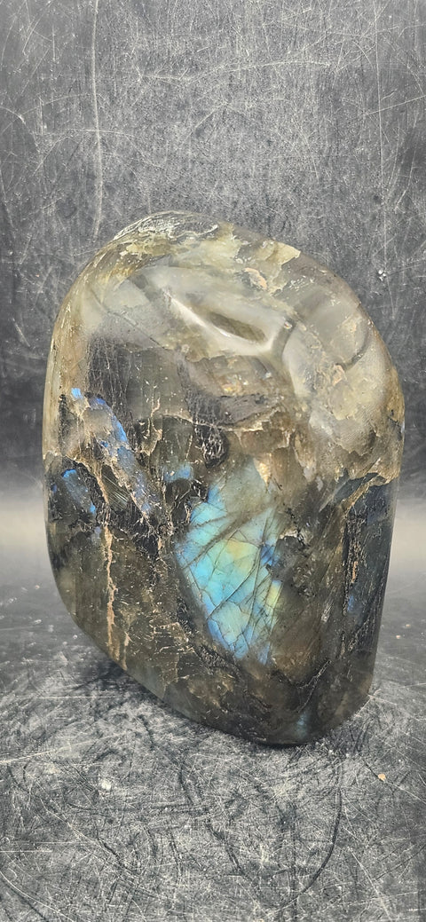 Labradorite free form! 1.1 pounds, 3.5 inches tall, 2.5 inches wide