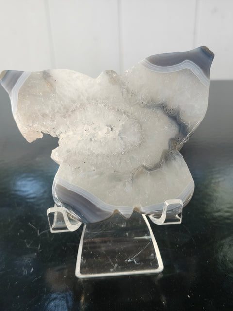 Druzy agate butterfly! 3.7 inches wide,.2.7 inches tall, 5.6 ounces