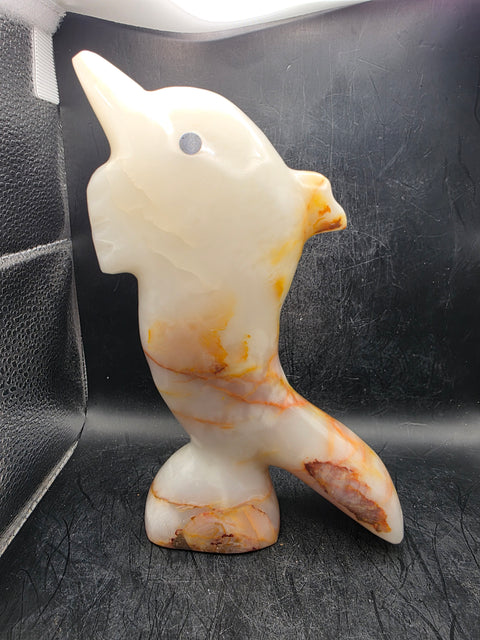 Onyx dolphin! 2.13 pounds, 7 inches tall, 4.3 inches wide!