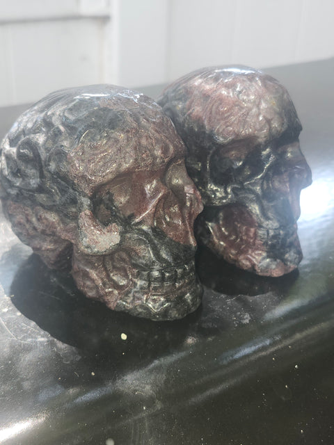 Astrophyllite garnet skull! 1.2 pound, 3.3 inches long, 2.8 tall, 2.2 wide