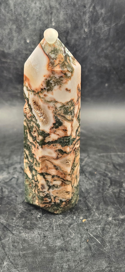 Tree agate tower! 3.5 inches tall, 3.3 ounces!
