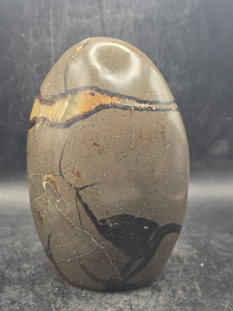 Septarian stone free form! 1.5 pounds, 4.2 inches tall, 3" wide!