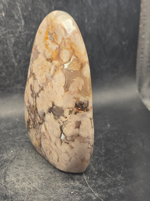 Flower agate free form! 10.2 ounces, 3.8 inches tall, 2.7" wide