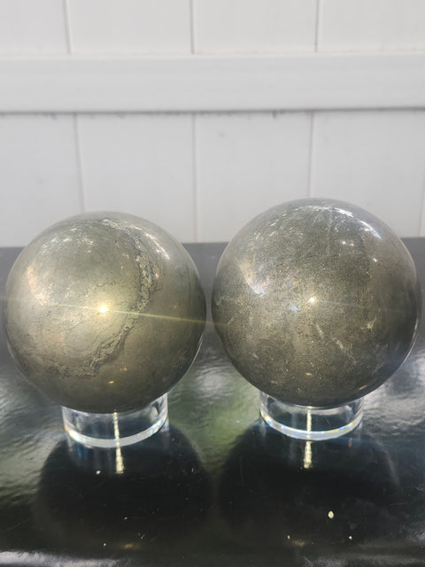 Pyrite sphere! 2.9 pounds, 80mm, 3.16 inches