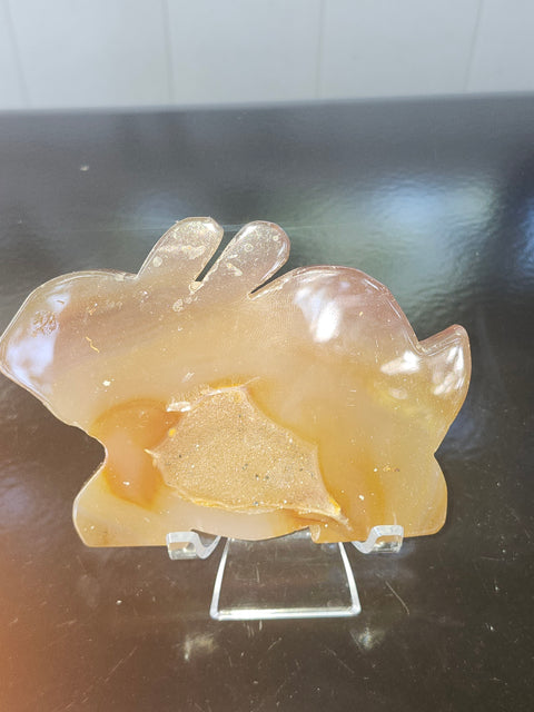 Druzy agate rabbit! 4.5 by 3.1 inch, 8 ounces