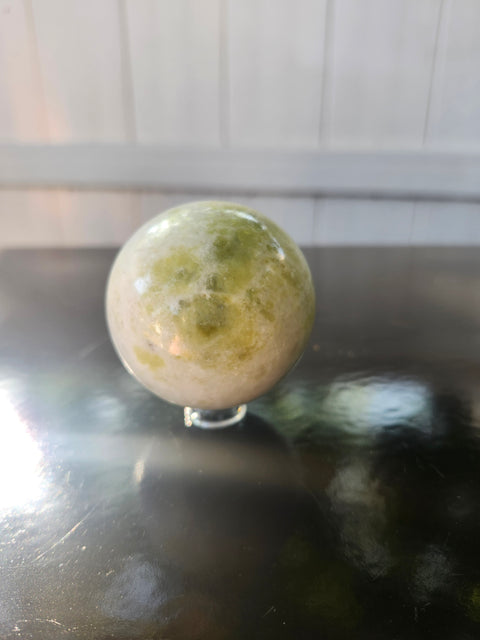 Serpentine sphere! 7 ounces,51.4mm, 2 inches