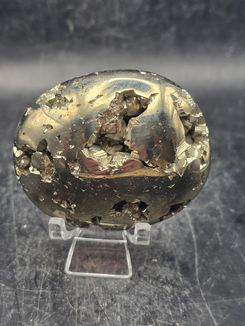 Pyrite palm stone! 6 ounces, 2.2 inches wide