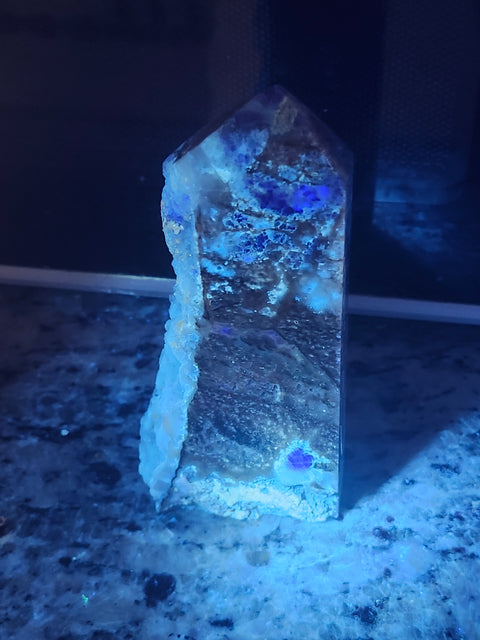 Druzy opalized fluorite free form tower! 5.7 inch by 2.4 inch, 15 ounces