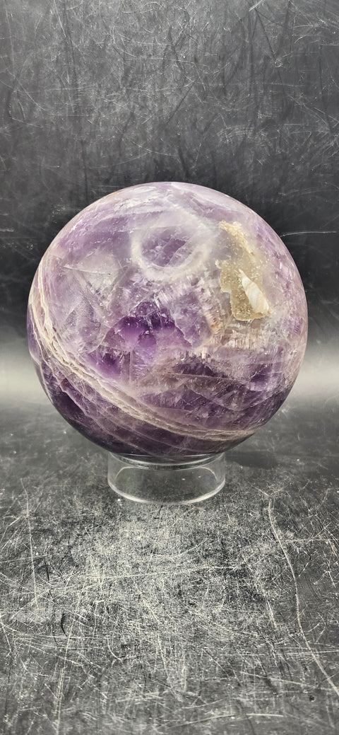 Dream amethyst sphere! 1.1 pounds,71.5mm, 2.8 inches!