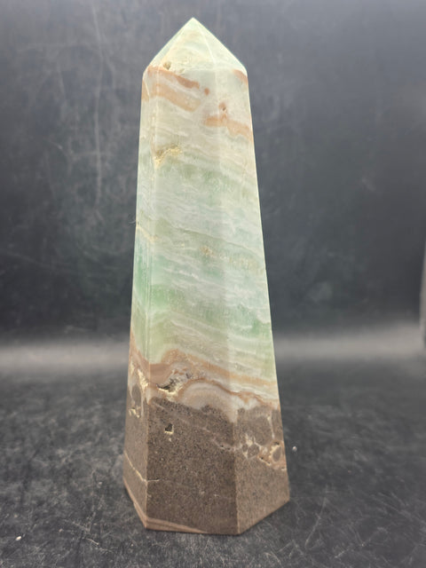 Caribbean calcite tower! 15.4 ounces, 5.7 inches tall!