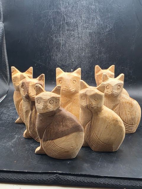 Palo santo "holy wood" cat figurine! 2.9 inches tall!