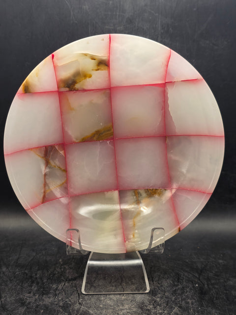 Colored onyx bowl red! 4.9 inches wide, 11.2 ounces