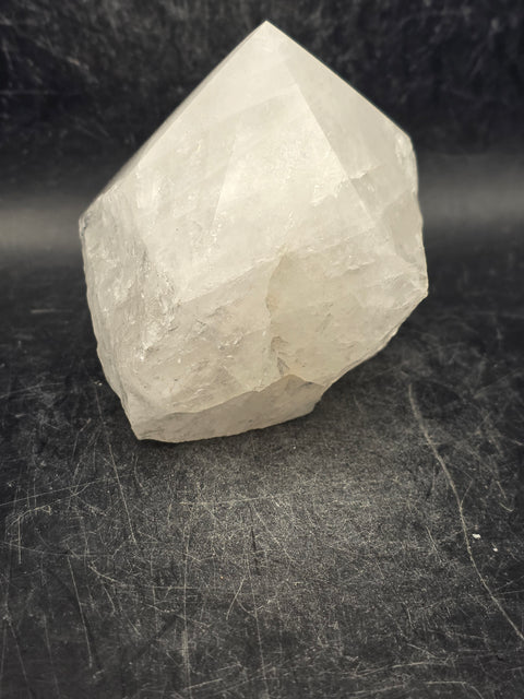 Clear quartz polished top point! 13.4 ounces, 2.8 inches tall, 2.8" wide