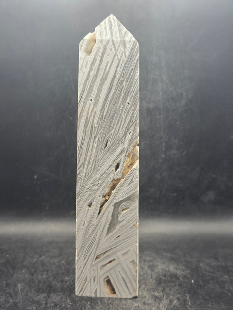 Large white lace agate tower! 11.9 ounces, 6.6 inches tall!