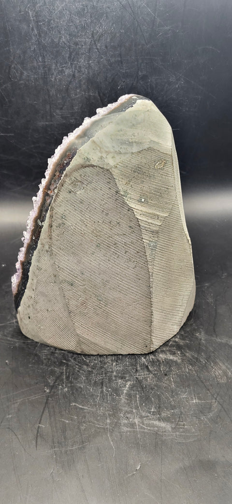 Amethyst cut base free form! 2.5 pounds, 4.75 inches tall, 4 wide, 3 thick