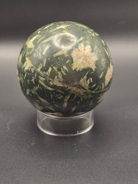 Porphyry sphere! 71.2mm, 2.8 inches, 1.3 pounds