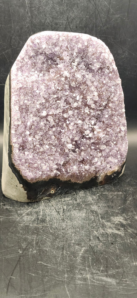 Amethyst cut base free form! 2.5 pounds, 4.75 inches tall, 4 wide, 3 thick