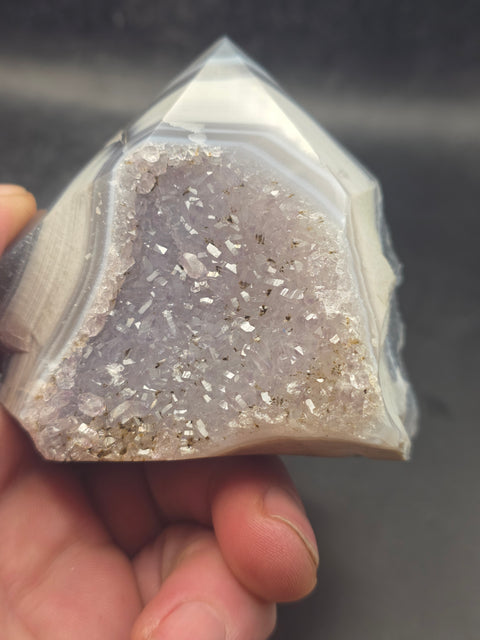 Druzy agate polished top point! 10.9 ounces, 2.8 inches tall, 2.7" wide