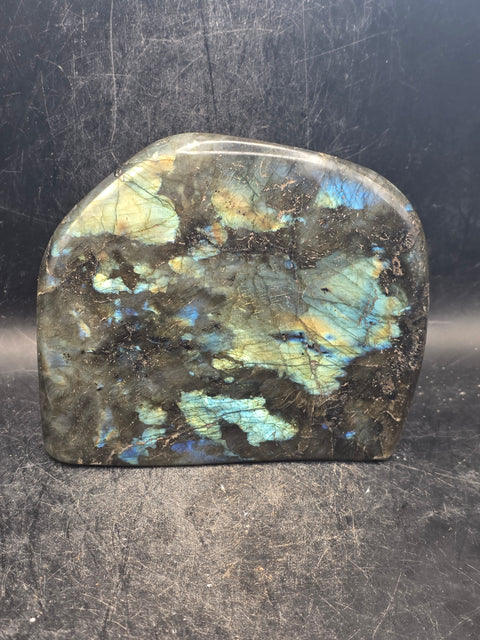 Labradorite free form! 1.15 pounds,4.4 inches wide, 3.7 tall